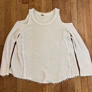 Free People Off-White Shoulder Cutout Sweater sz M